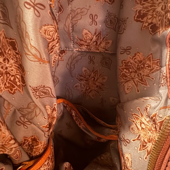 Hobo International Women’s Large Sheila Satchel Bag - Picture 4 of 12